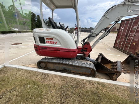 2021 TAKEUCHI TB235-2R