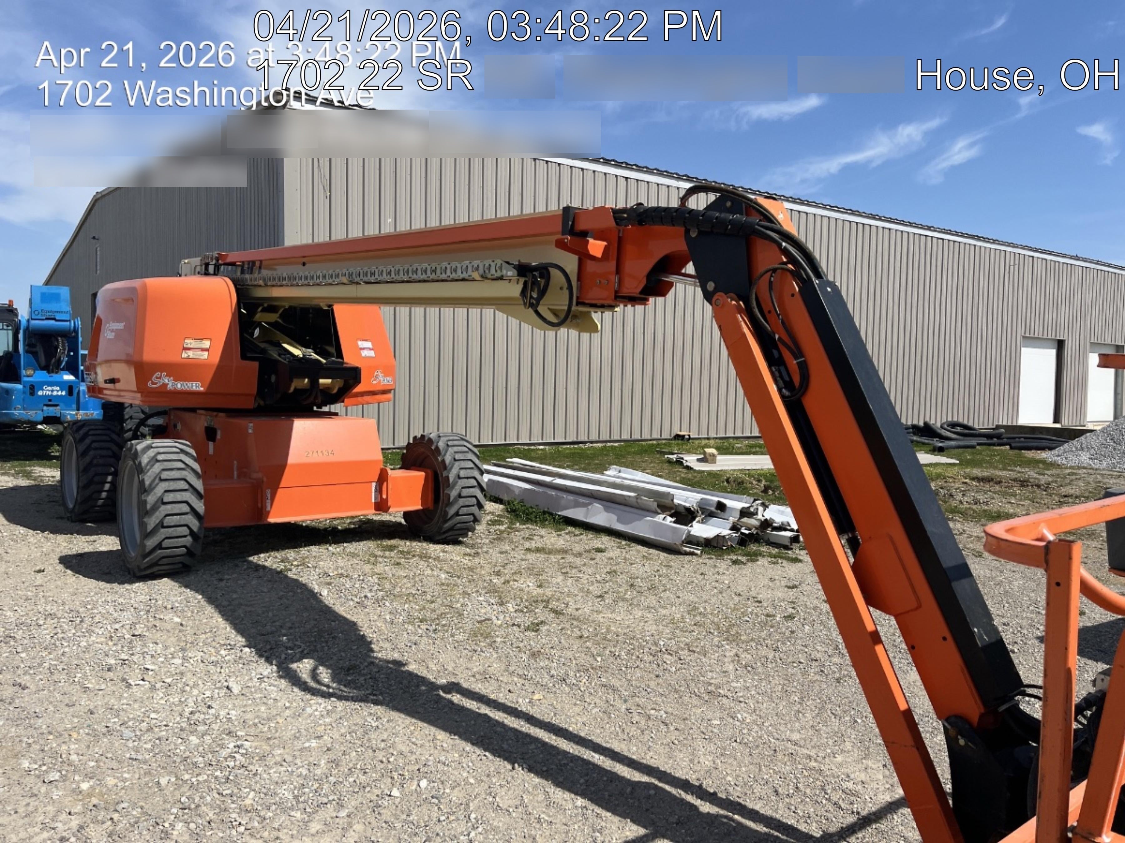 2022 JLG 660SJ