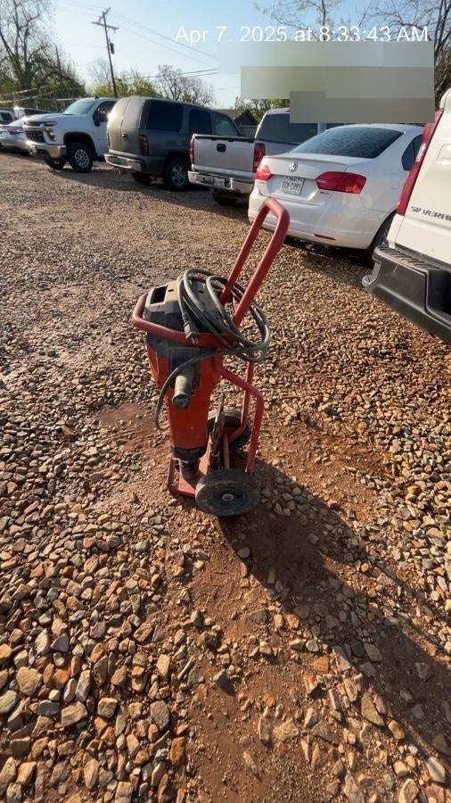 2023 HILTI TE 3000-AVR