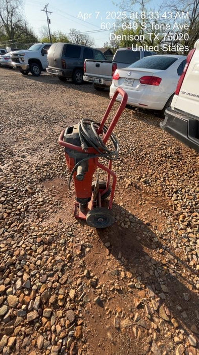 2023 HILTI TE 3000-AVR