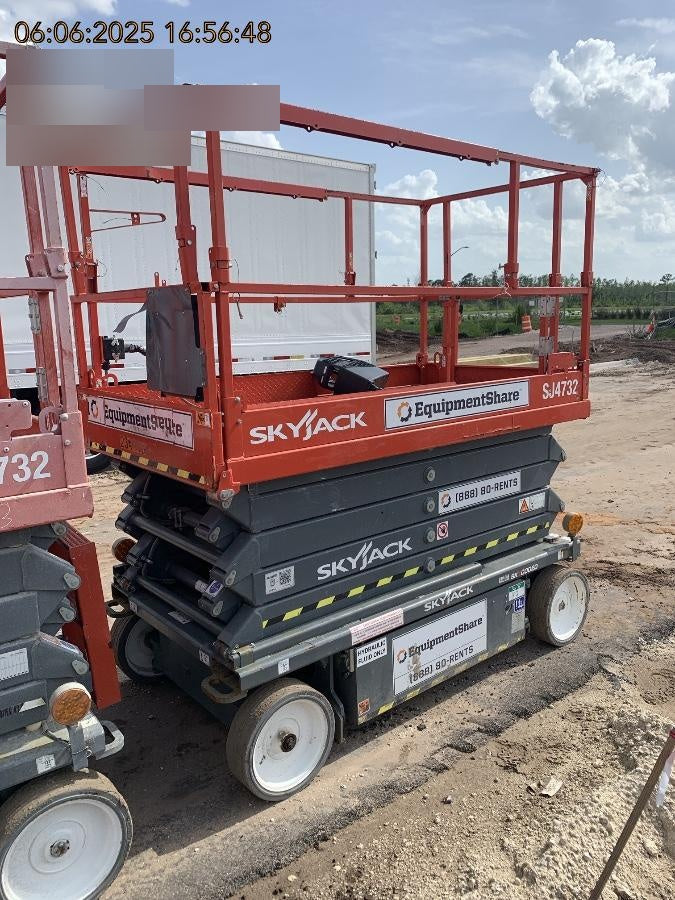 2022 SKYJACK SJ4732
