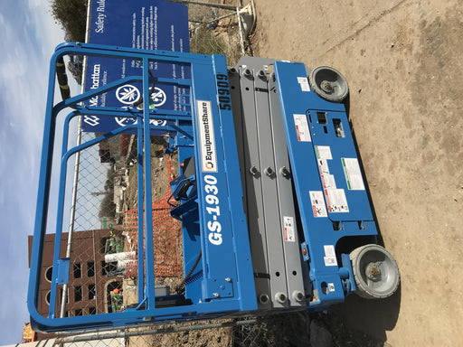 2019 Genie GS-1930 Fixed Rails with Chain Entry