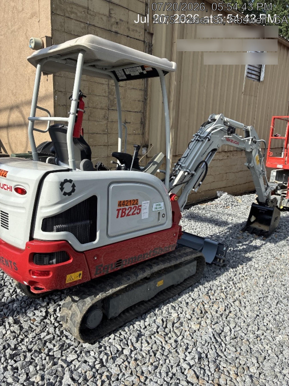 2023 TAKEUCHI TB225R