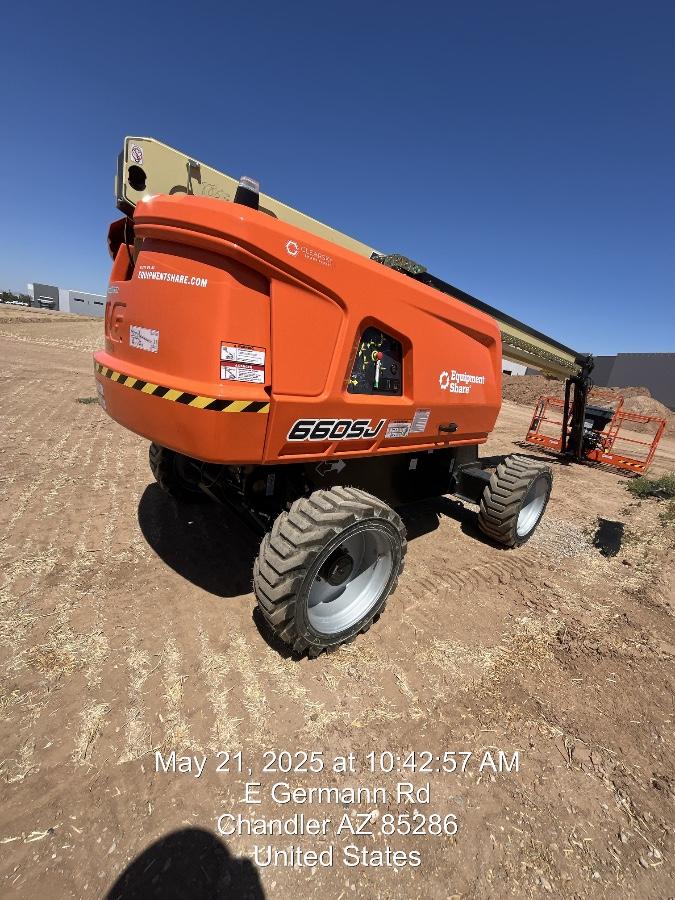 2025 JLG 660SJ