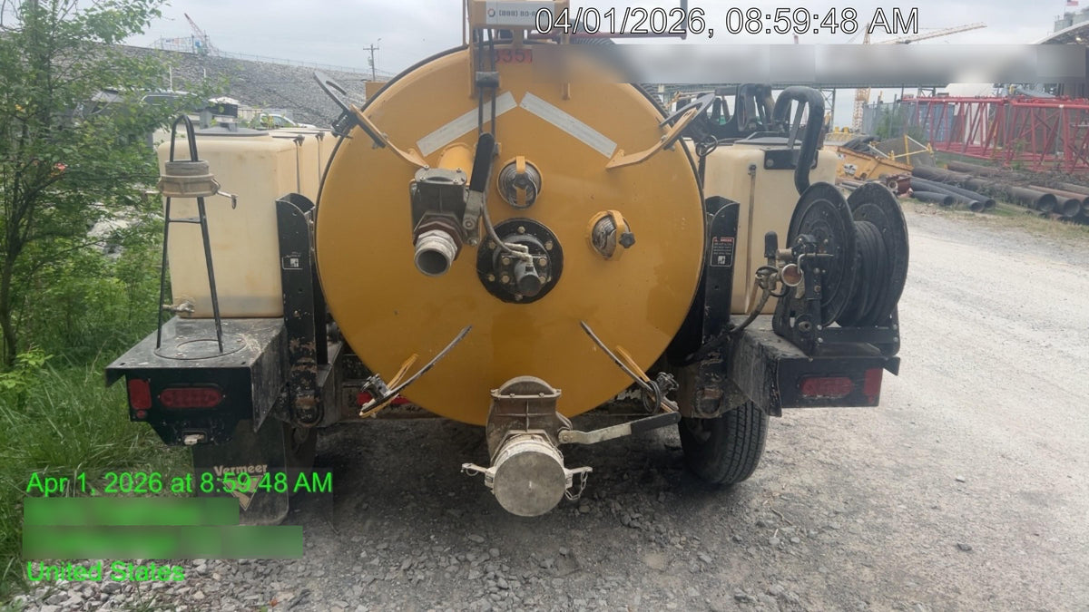 2023 Vac-Tron LP573XDT T4 Koehler Diesel Engine, 500 Gallon Debris Tank, x2 100 Gallon Water Tanks