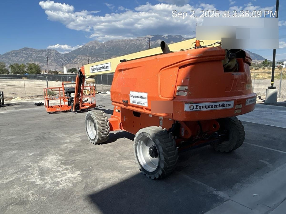 2019 JLG 660SJ