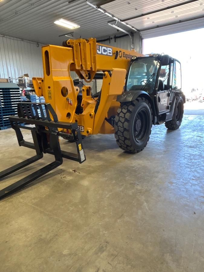 2025 JCB 510-56
