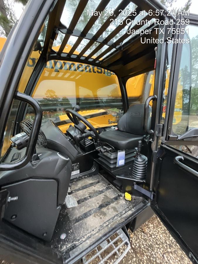 2025 JCB 512-56