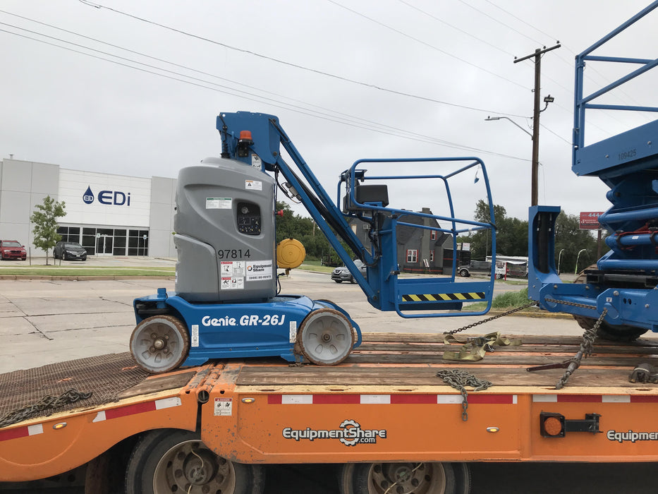 2020 GENIE GR-26J