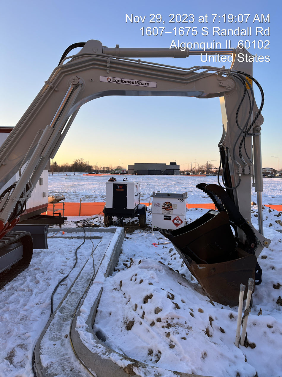 2023 TAKEUCHI TB290C