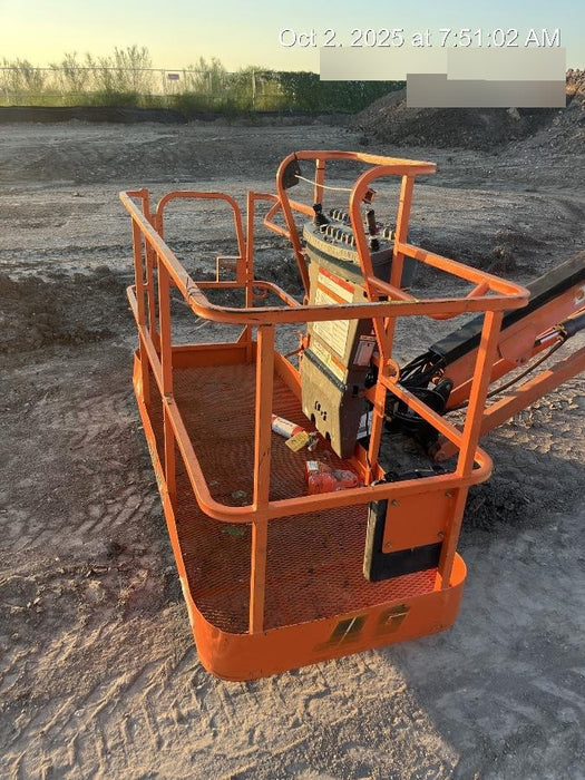 2019 JLG 660SJ