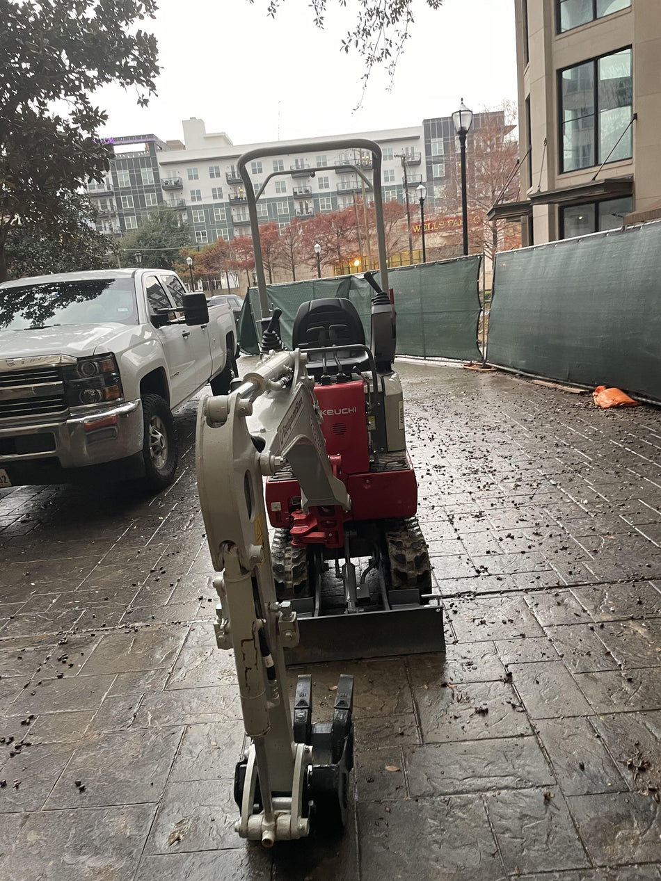2022 TAKEUCHI TB210R