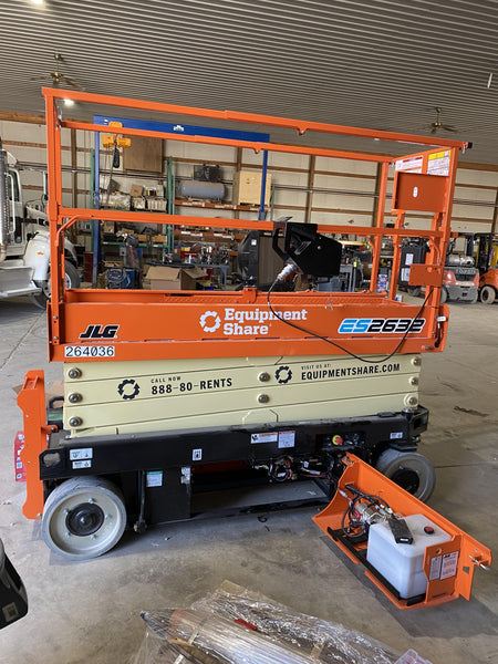 2022 JLG ES2632
