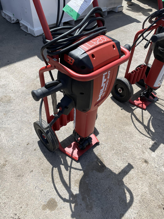 2020 HILTI TE 3000-AVR