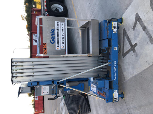 2008 GENIE IWP-30S