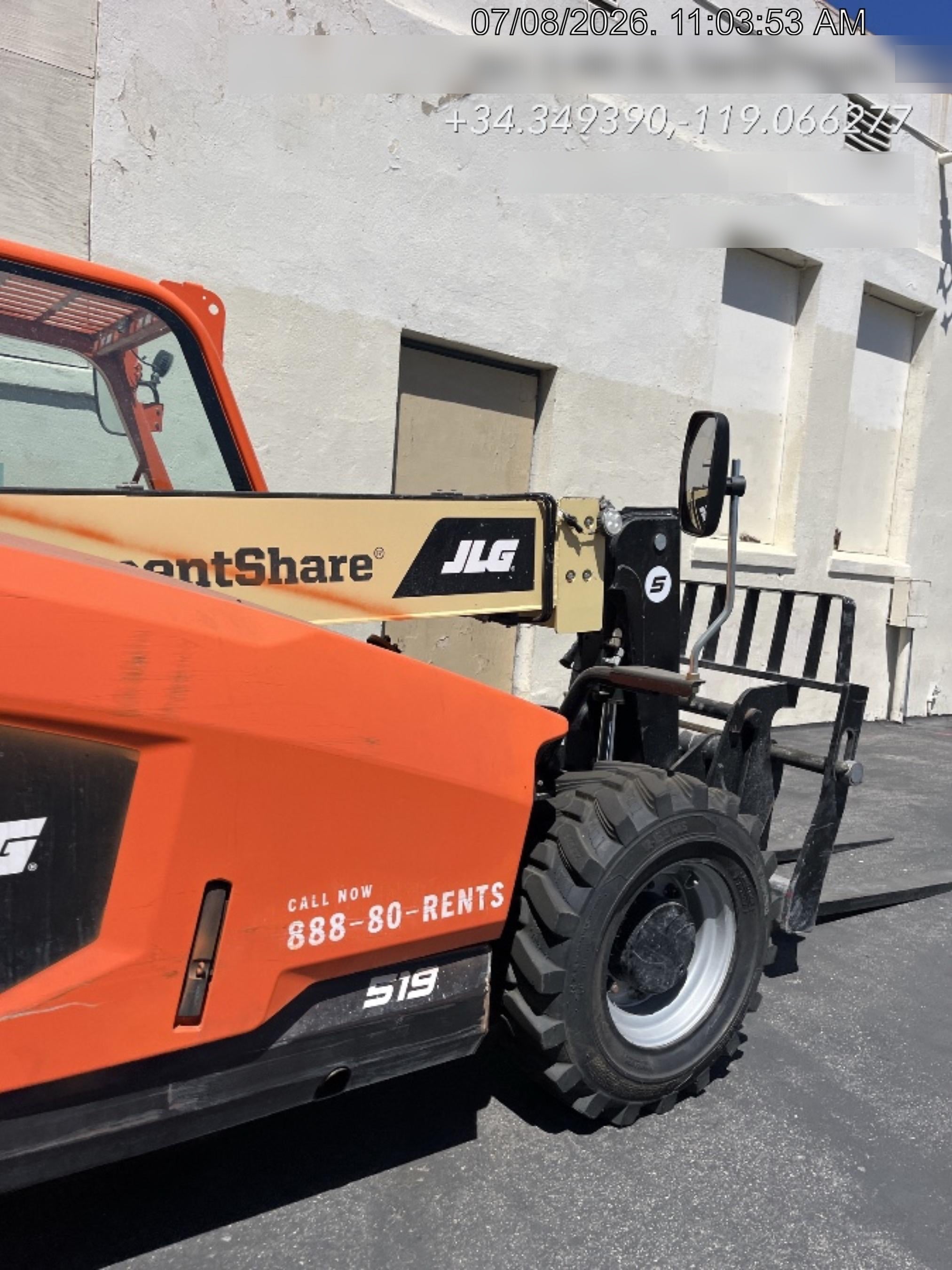 2025 JLG 519
