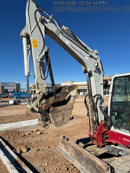 2023 TAKEUCHI TB250-2CR
