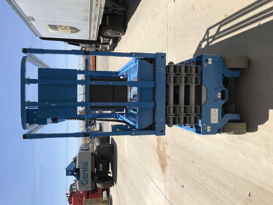 2020 Genie GS-1930 Solid Non Marking Tires, Beacon, Folding rails with half height swing gate, 800W Inverter