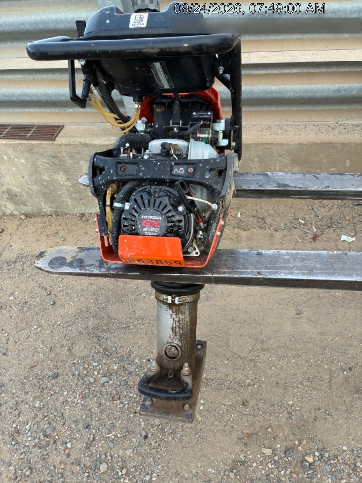 2025 HUSQVARNA LT5005