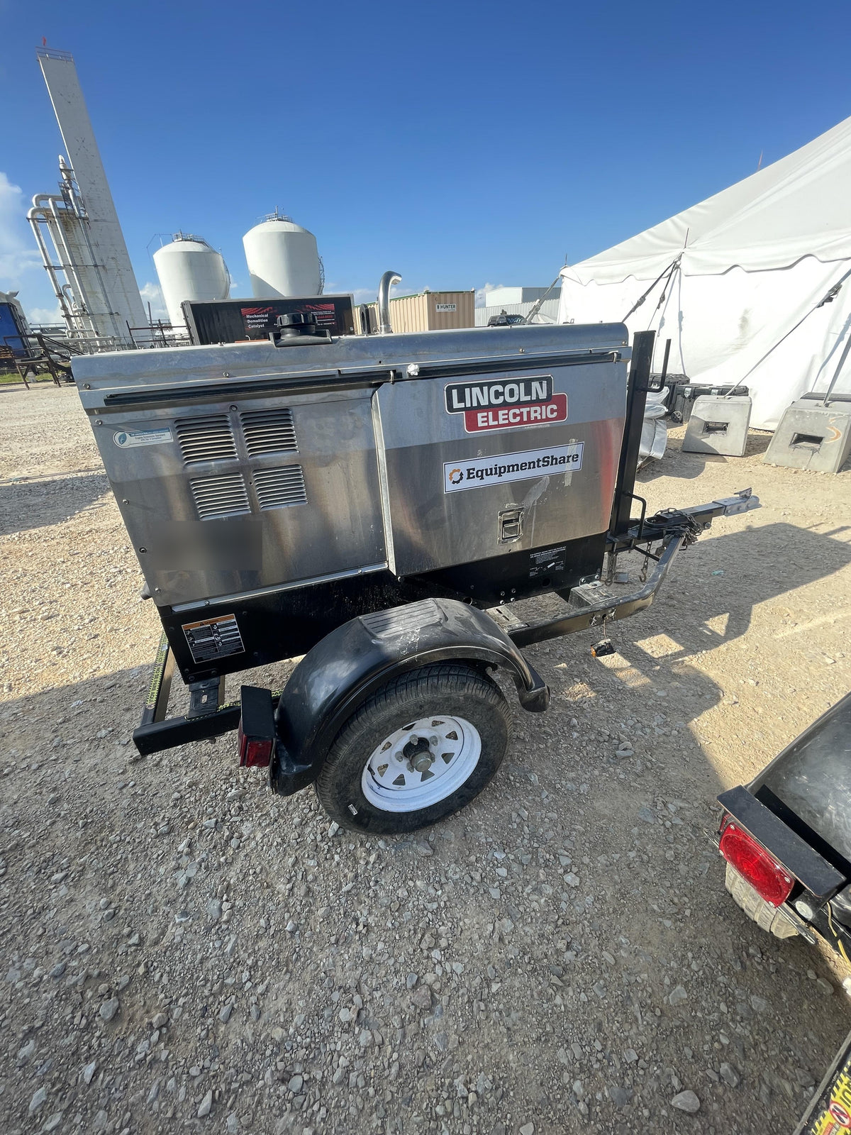 2019 Lincoln Electric Vantage 322 Ready-Pak 3, Two Wheel Trailer, Fender and Light Kit, Cable Rack