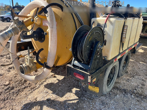 2020 Vac-Tron LP573XDT 24 HP Kohler Diesel Engine (Tier 4 Final), Includes 500 Gallon Debris Tank w/ Hydraulic Tilt, two (2) 100 Gallon Water Tanks, Low Profile Torsion Axles (12,000 GVWR), Manual Jack