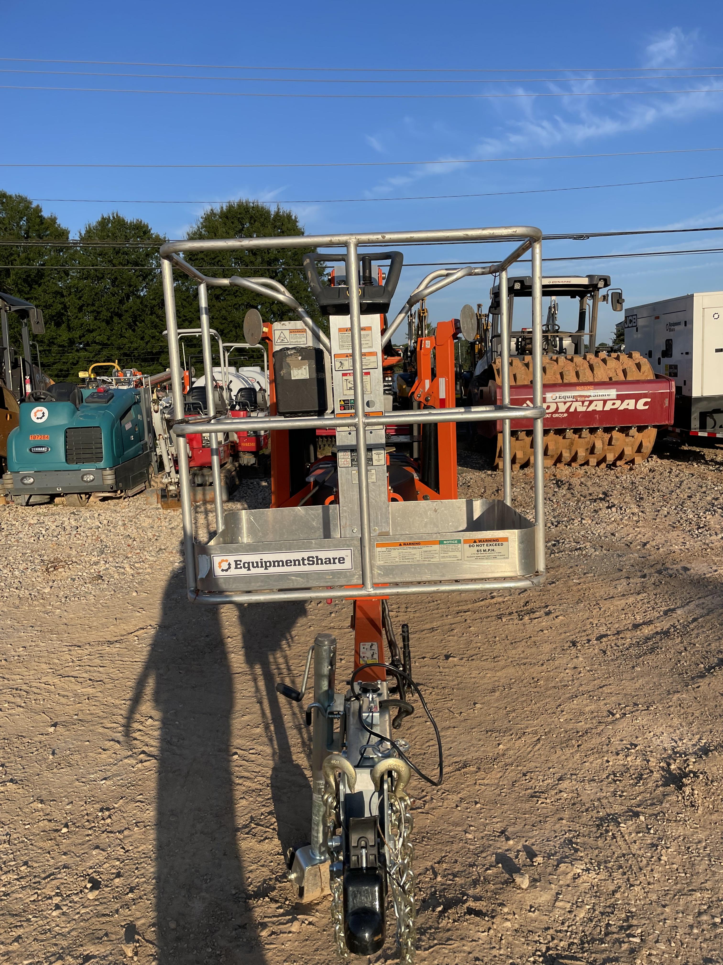 2022 JLG T500J