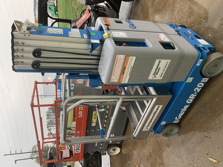 2020 GENIE GR-20