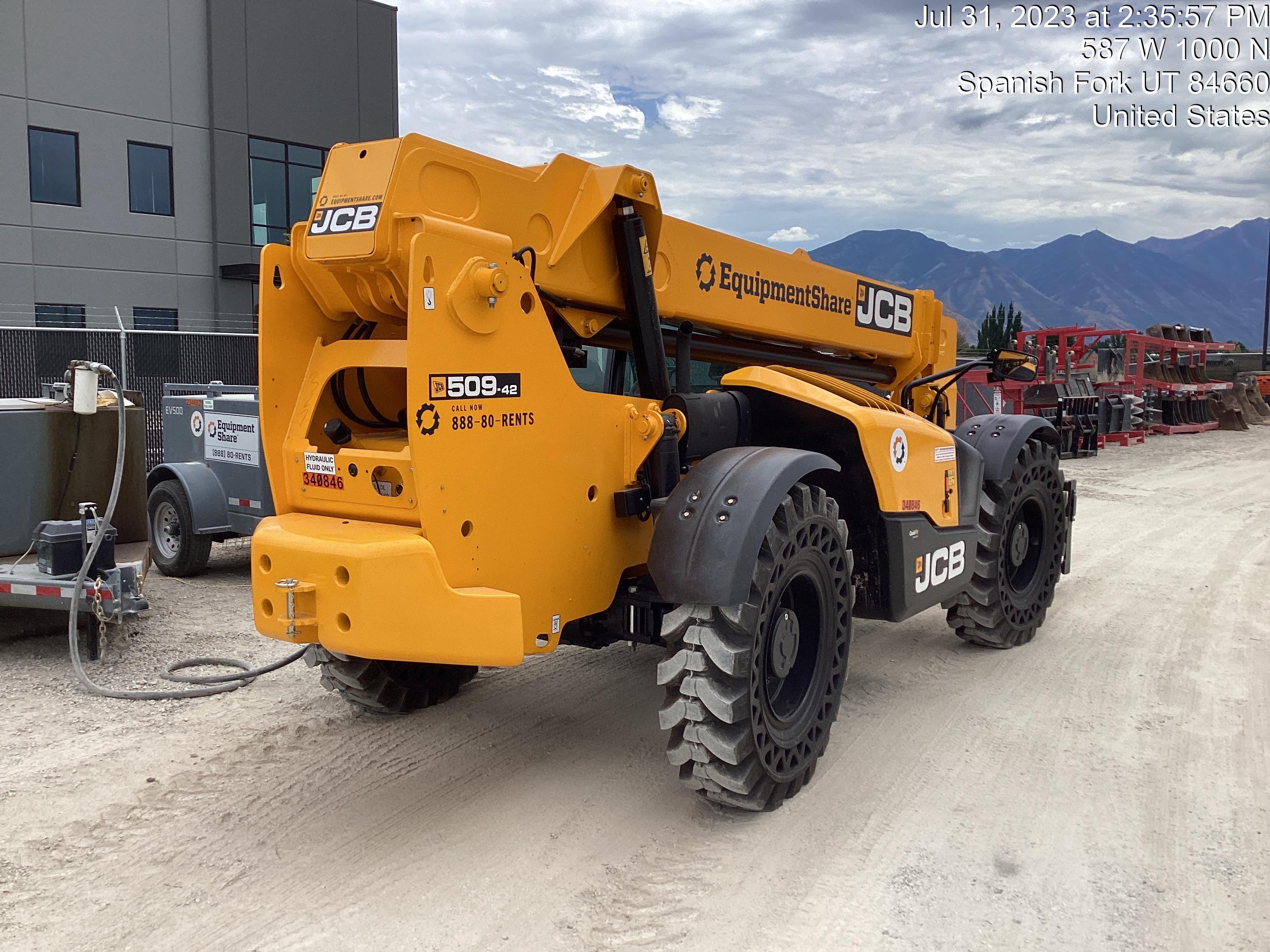 2023 JCB 509-42