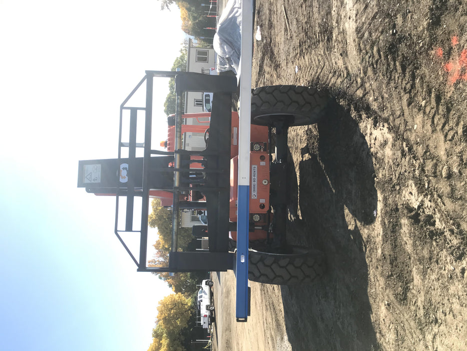 2020 Skytrak 8042 74 Hp, FF Tires, Work Lights, Beacon, Aux Hydraulics, Back up Alarm, Lifting Eye, ES Decals