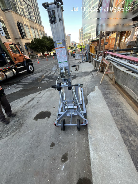 2024 GENIE SLC-18