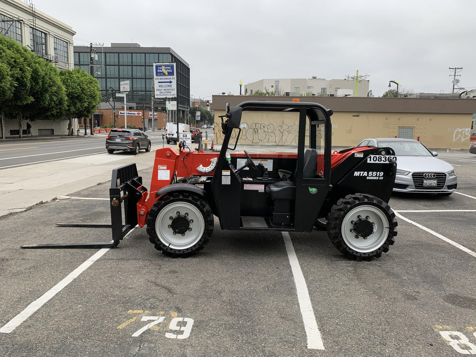 2020 Manitou MTA5519 Canopy, Solid Tires, Work Lights, Beacon, Aux Hydraulics, Back up Alarm, Mirrors, ES Keypad
