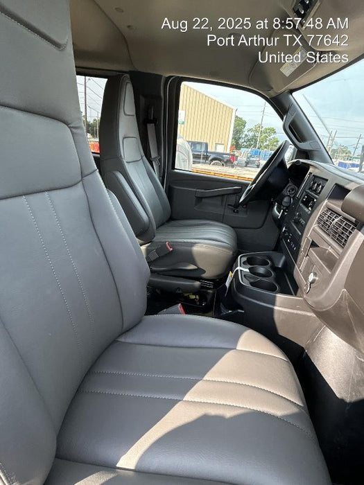 2025 CHEVROLET Express Van - Rental