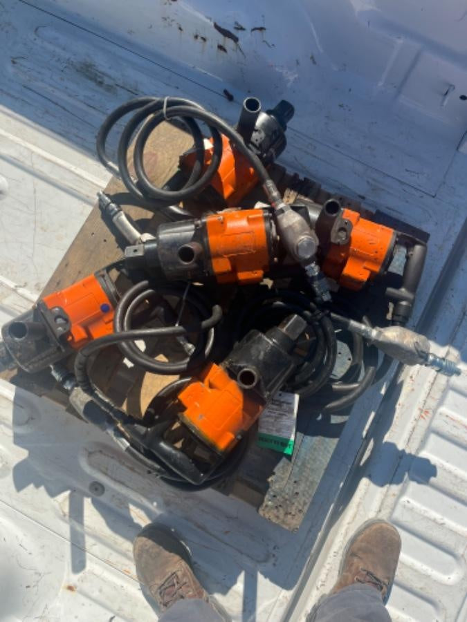 2023 MICHIGAN PNEUMATIC ES-4955B2-TRACKER