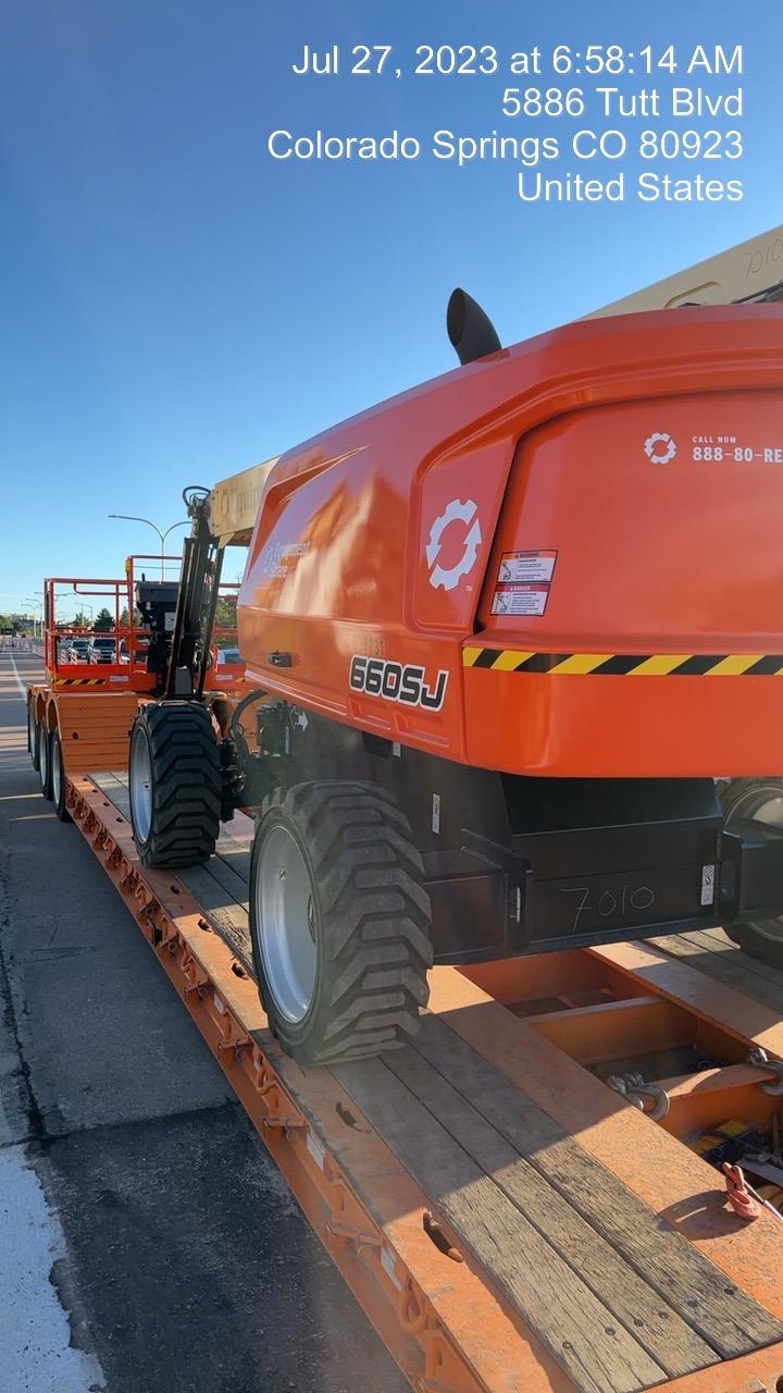 2023 JLG 660SJ