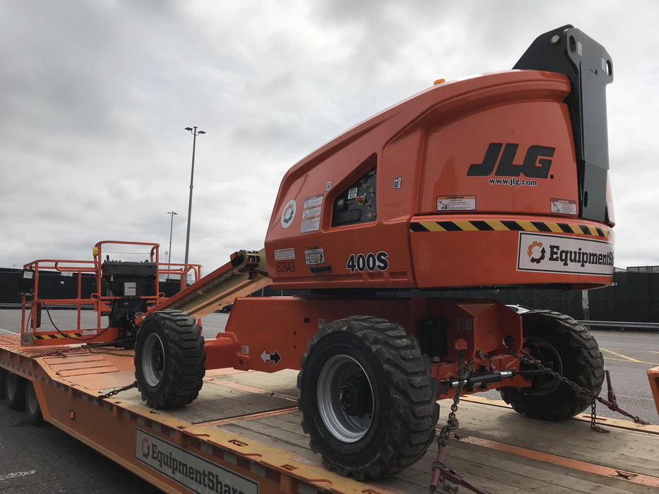 2020 JLG 400S