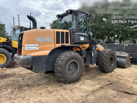 2022 CASE 621G