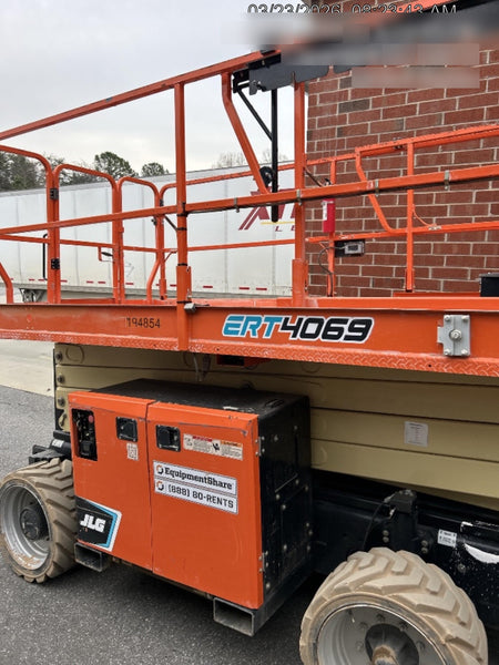 2021 JLG ERT4069