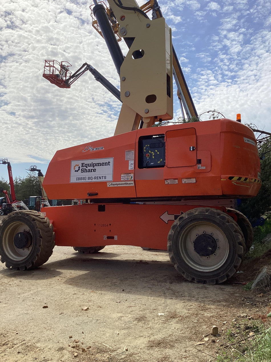 2020 JLG 860SJ