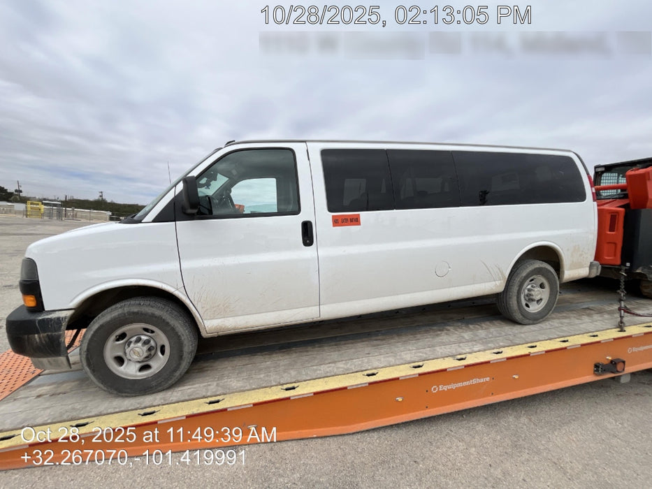 2024 CHEVROLET Express Van - Rental