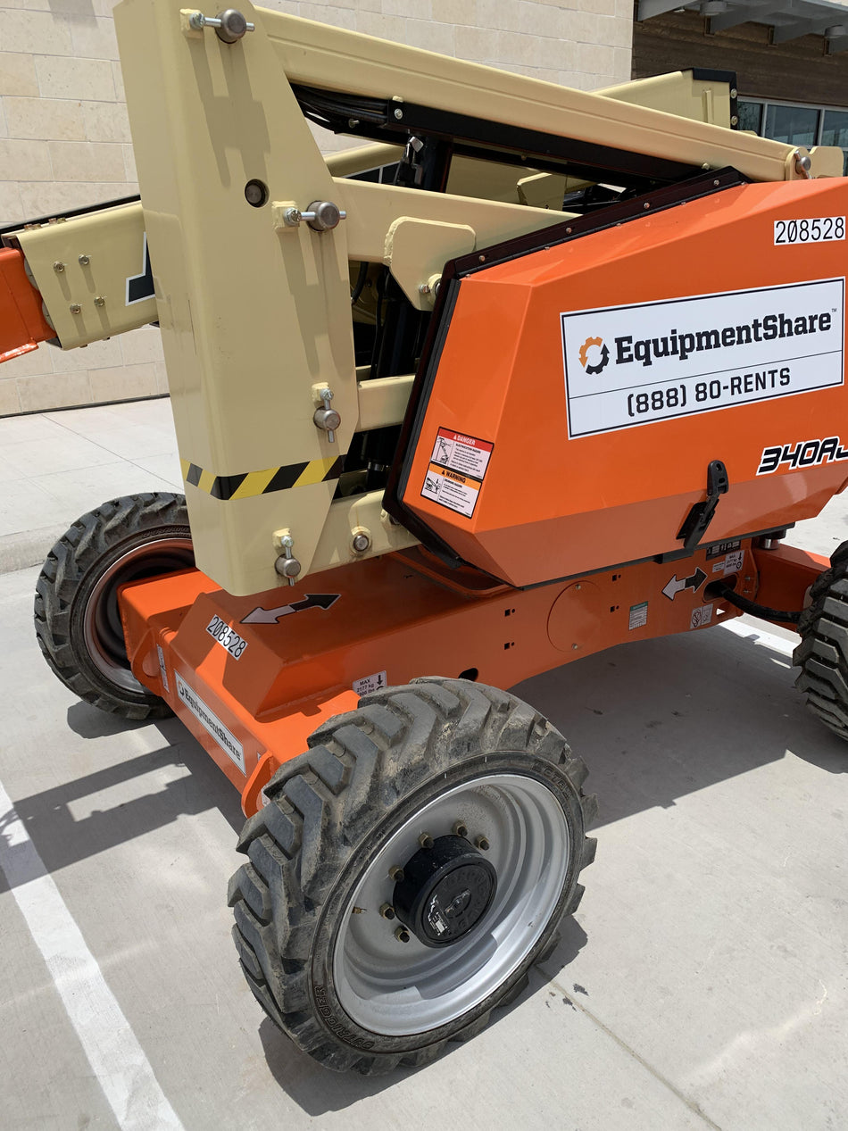 2022 JLG 340AJ