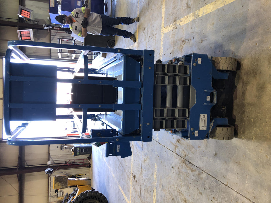 2019 Genie GS-1930 Fixed Rails with Chain Entry