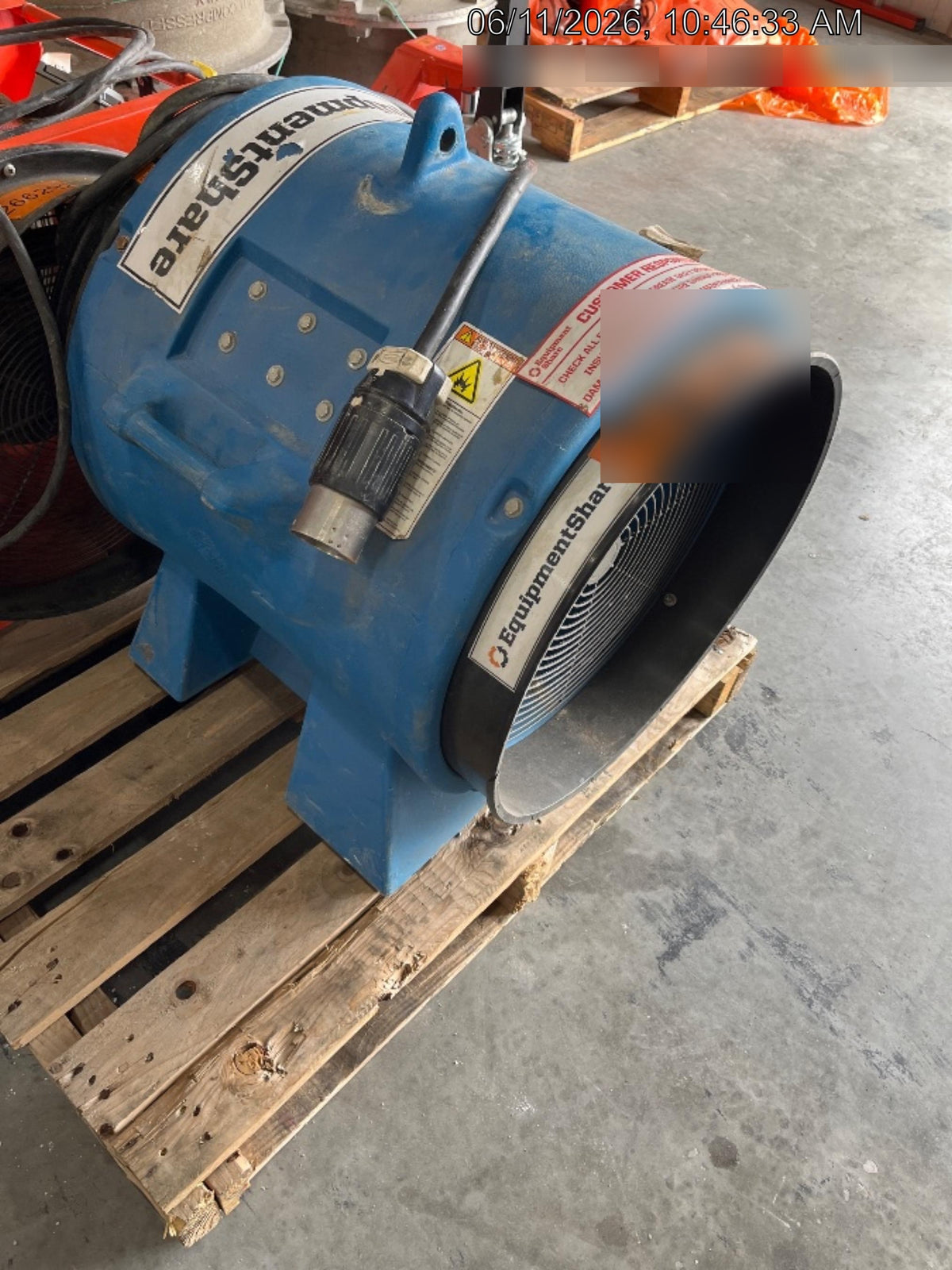 2020 PINNACLE VAF8000A