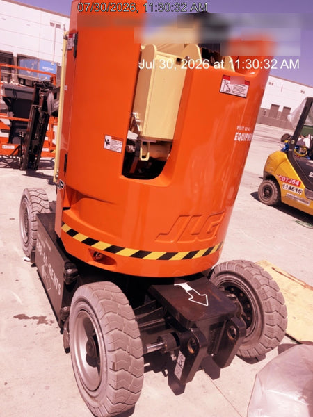 2025 JLG E300AJP