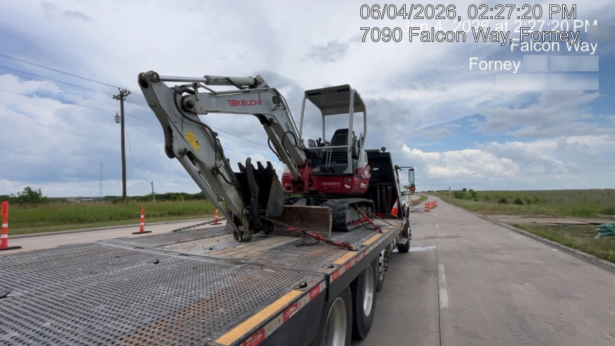 2020 Takeuchi TB235-2R Canopy, Rubber Tracks, Manual TAG QC