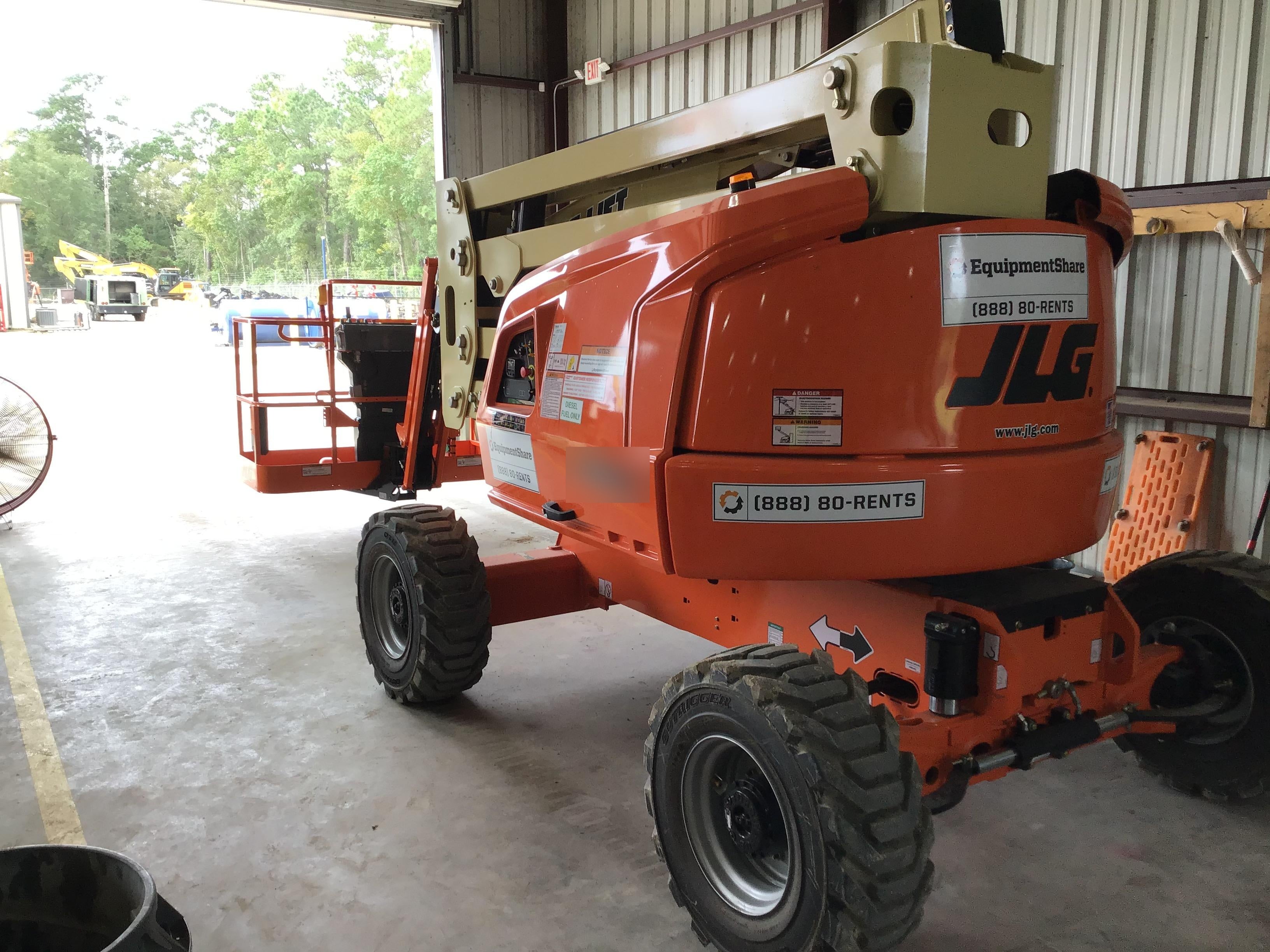 2019 JLG 450AJ