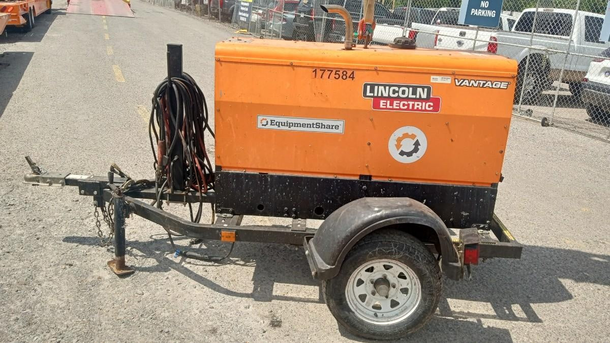 2021 Lincoln Electric Vantage 322 Vantage 322 Ready Pak 3 w/ Decals, ORANGE (includes trailer, cable rack, fender light kit) NO Telematics