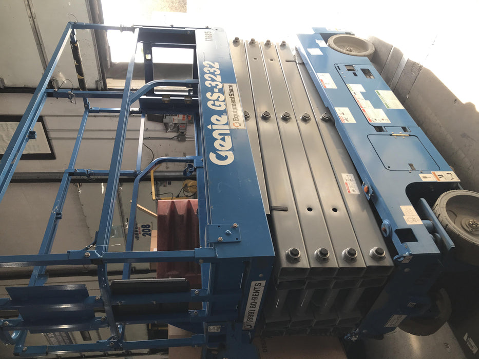 2018 Genie GS-3232 GS-3232 w/Folding rails, Half height swing gate