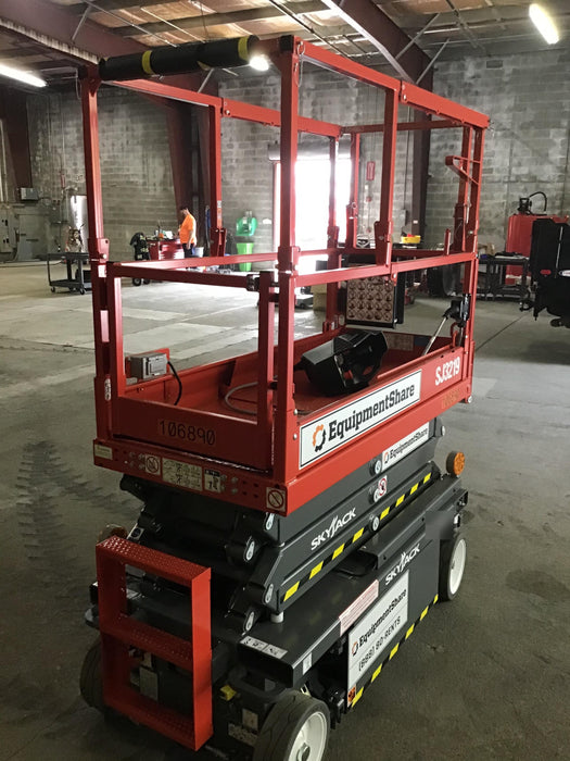 2020 Skyjack SJIII-3219 Solid NM Tires, Half height spring hinged entry gate, Dual Beacons, 800W Inverter