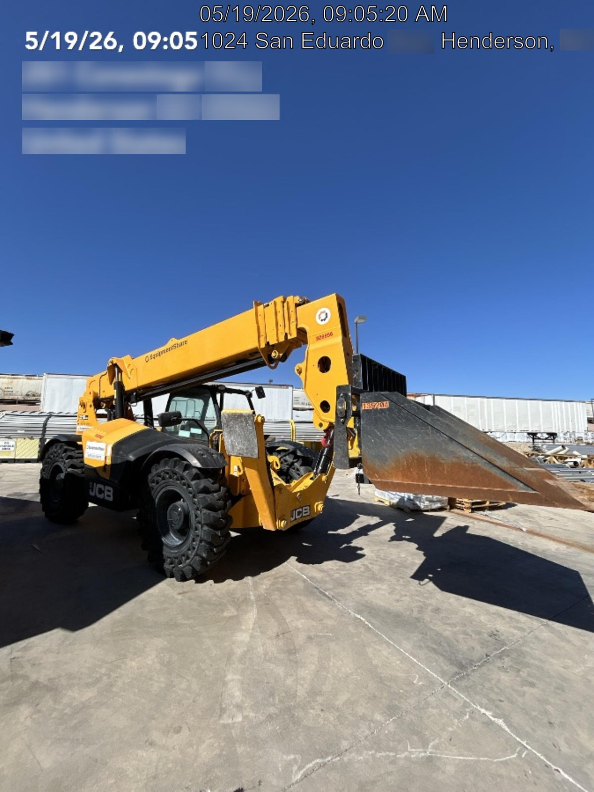 2021 ARROW MATERIAL HANDLING Telehandler Fork Bucket