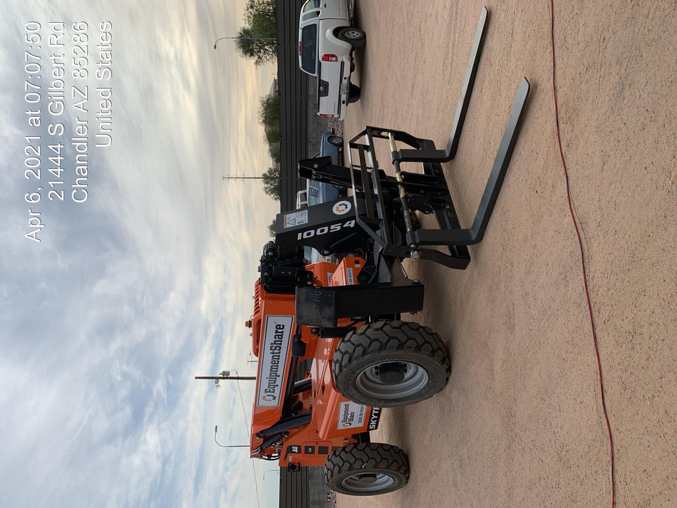 2021 SKYTRAK 10054